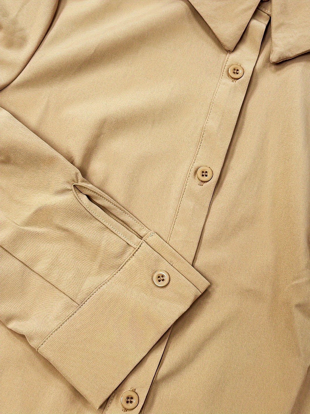 Juliana | Refined Long-Sleeve Button-Front Blouse