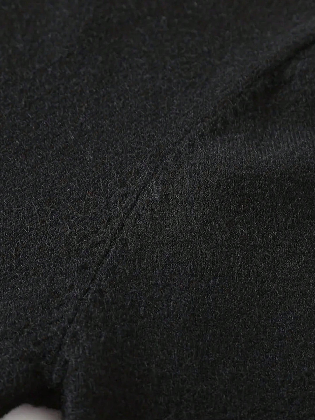 Lachlan | Refined High-Neck Sweater