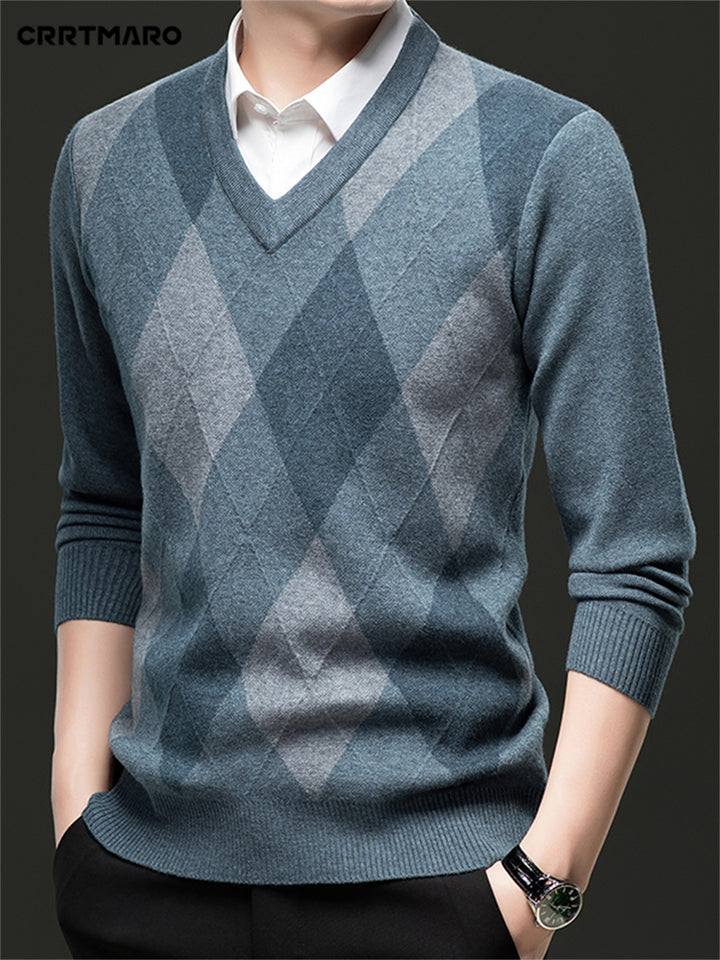 Corbin | Diamond-Pattern V-Neck Sweater