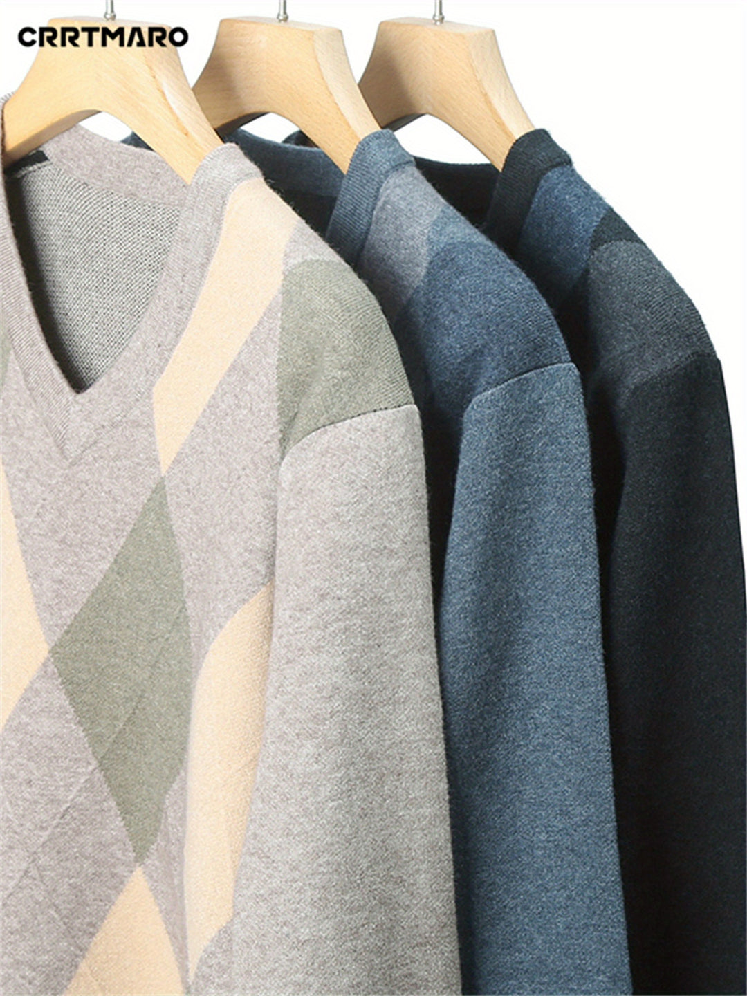 Corbin | Diamond-Pattern V-Neck Sweater
