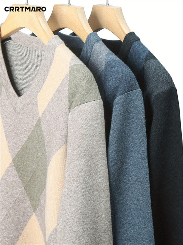 Corbin | Diamond-Pattern V-Neck Sweater