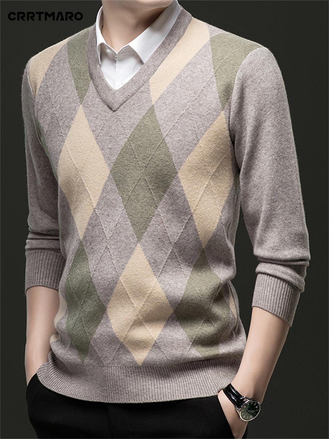 Corbin | Diamond-Pattern V-Neck Sweater