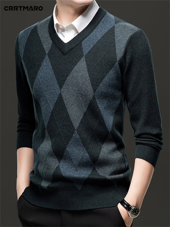Corbin | Diamond-Pattern V-Neck Sweater
