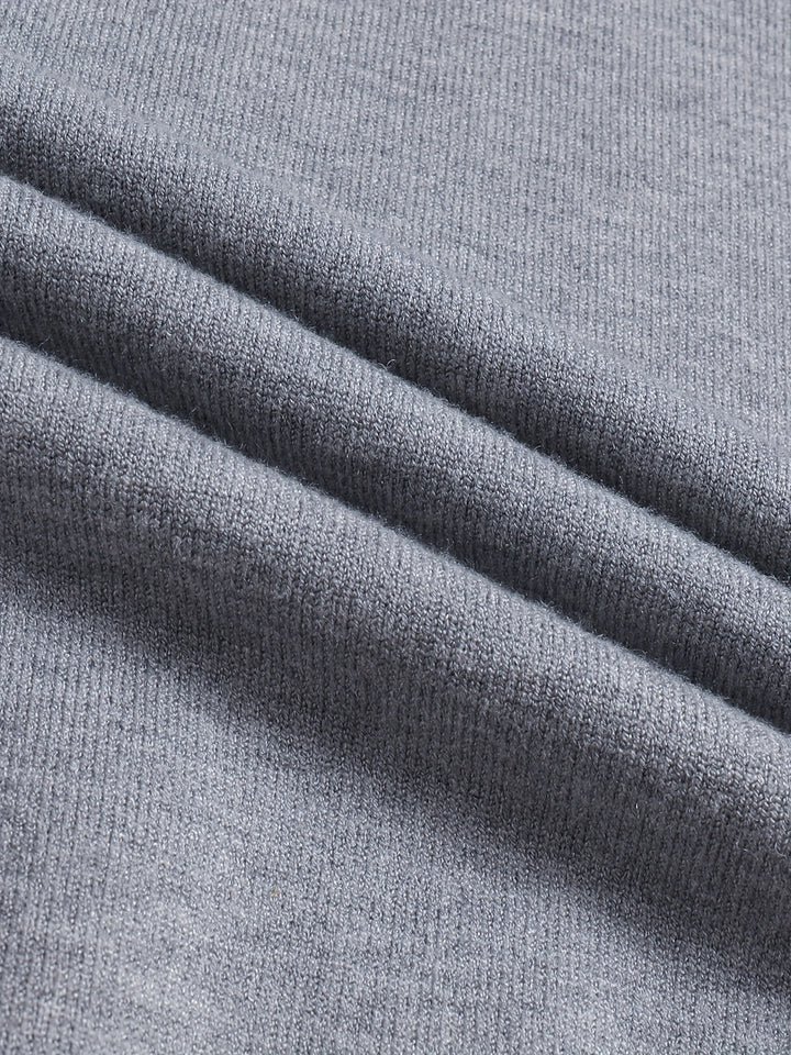 Everard | Refined High-Neck Sweater