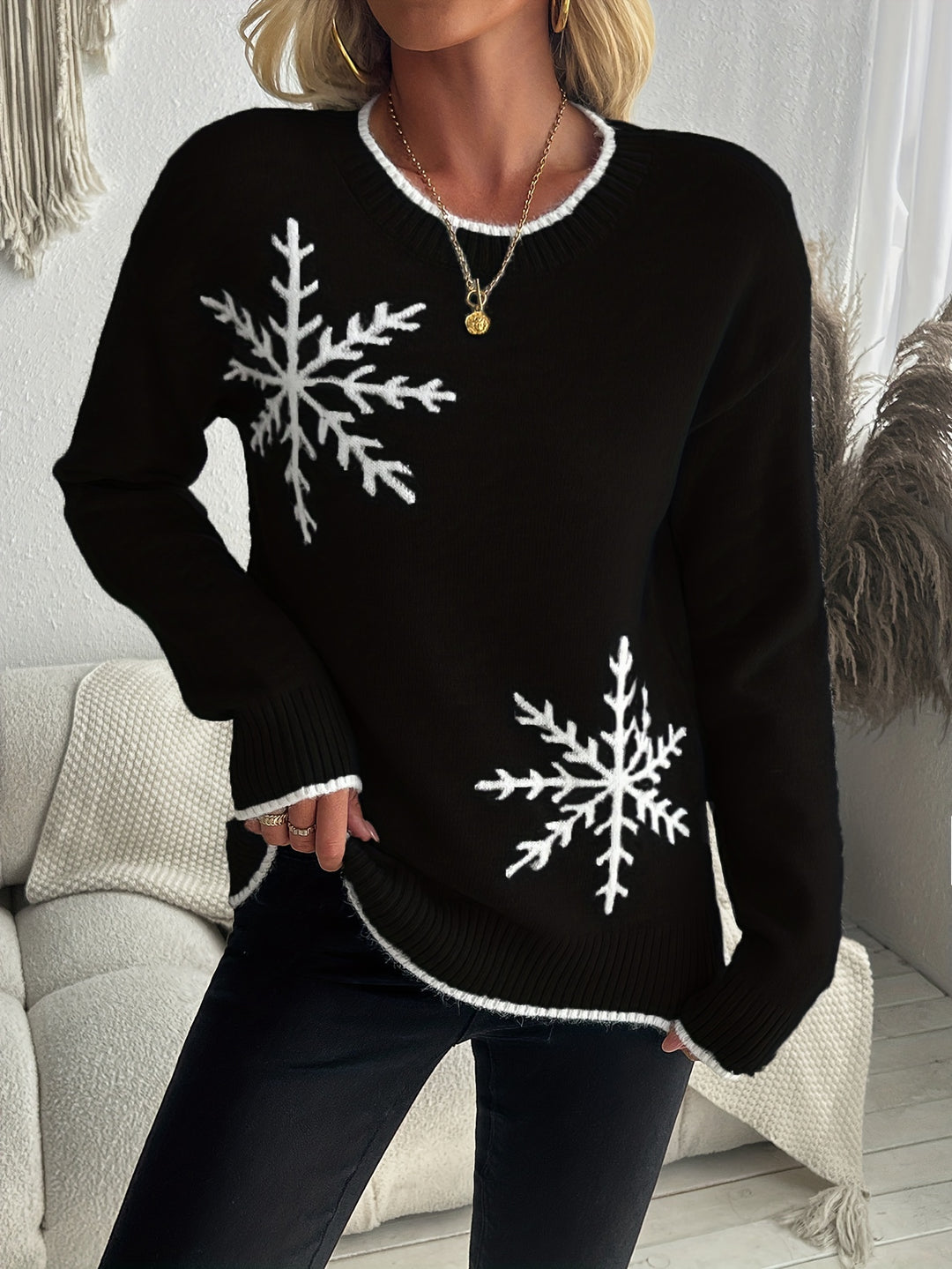 Noelle | Snowflake Jacquard Sweater