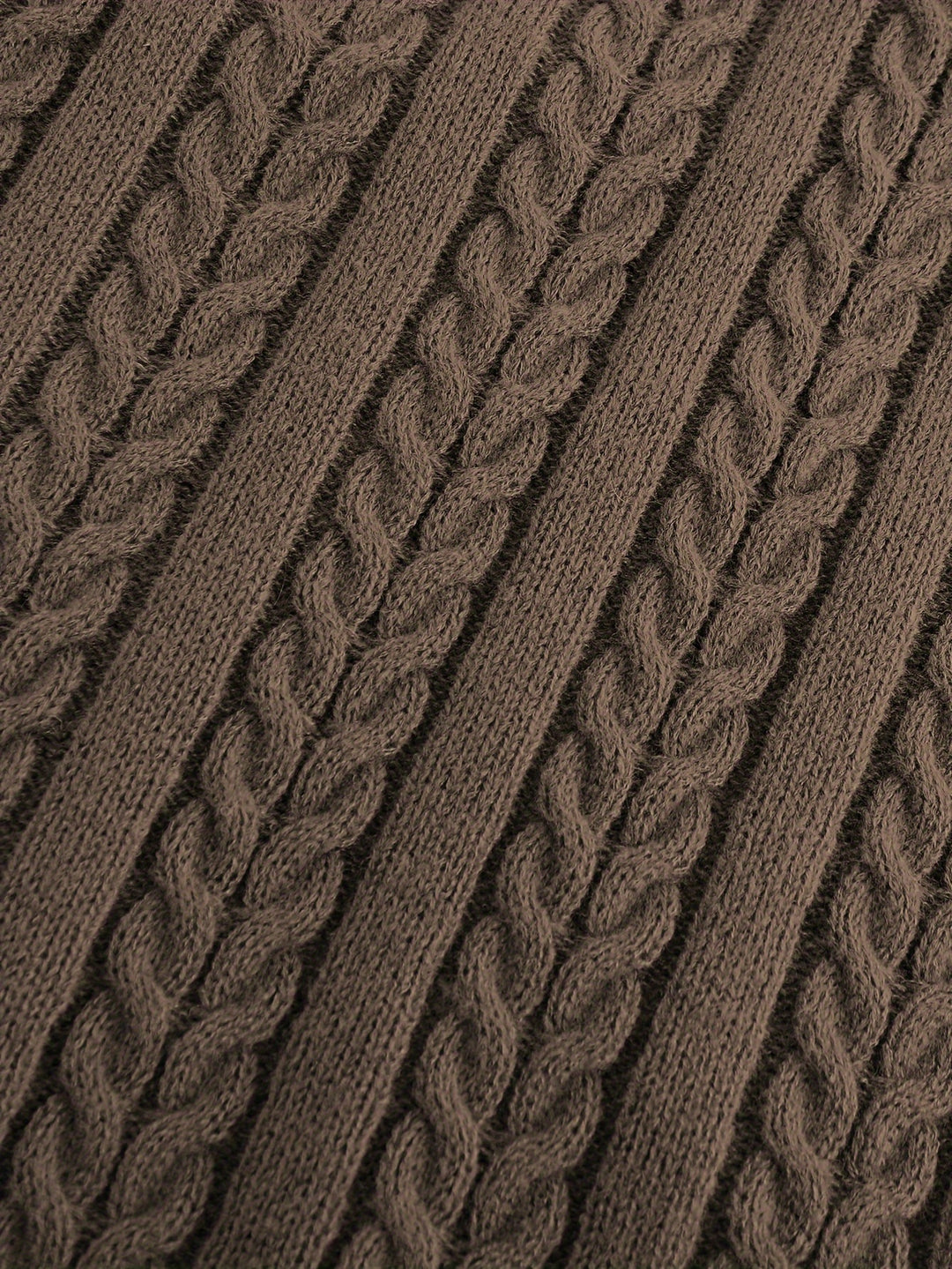 Graham | Cable-Knit V-Neck Vest