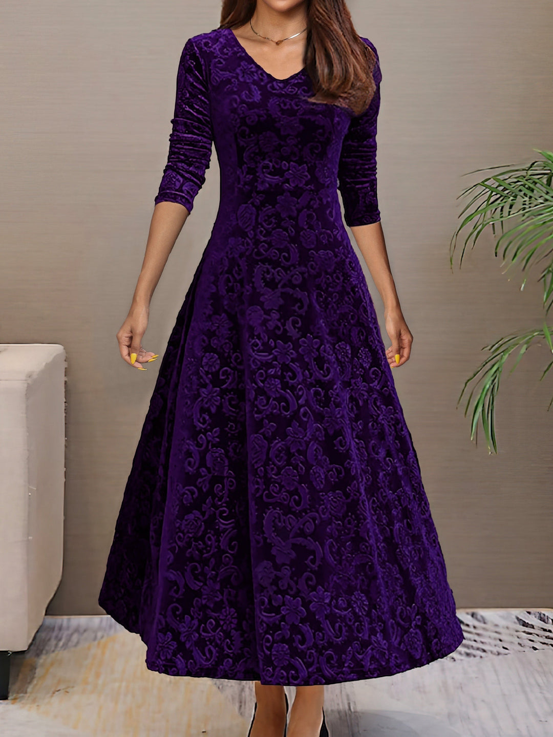 Avery | Elegant V-Neck Maxi Dress
