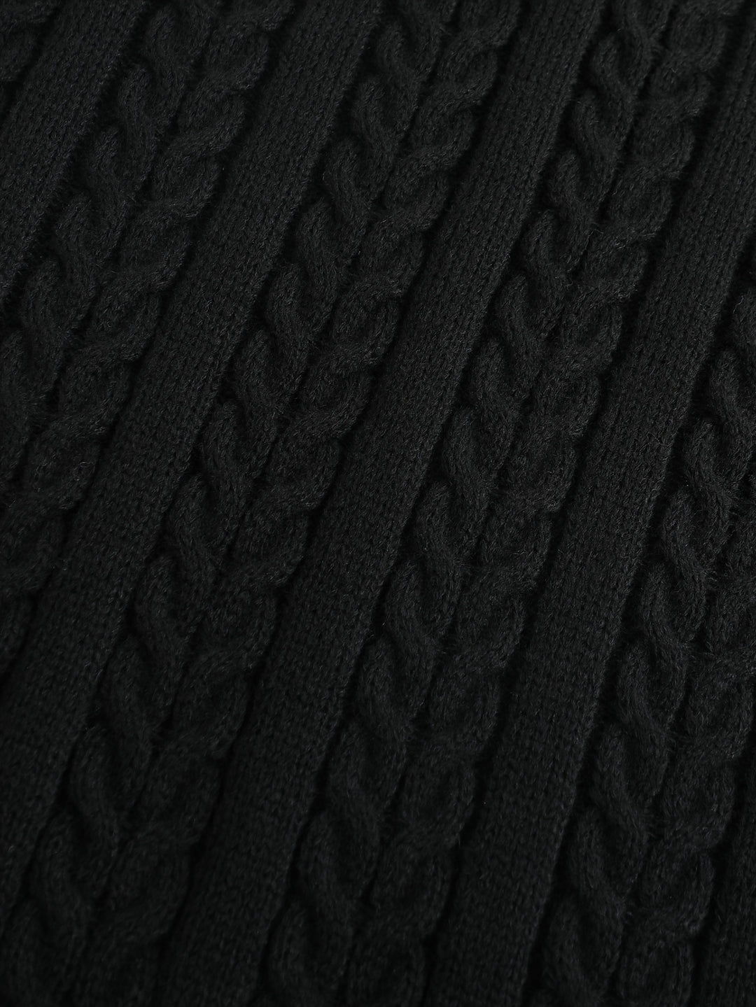 Graham | Cable-Knit V-Neck Vest