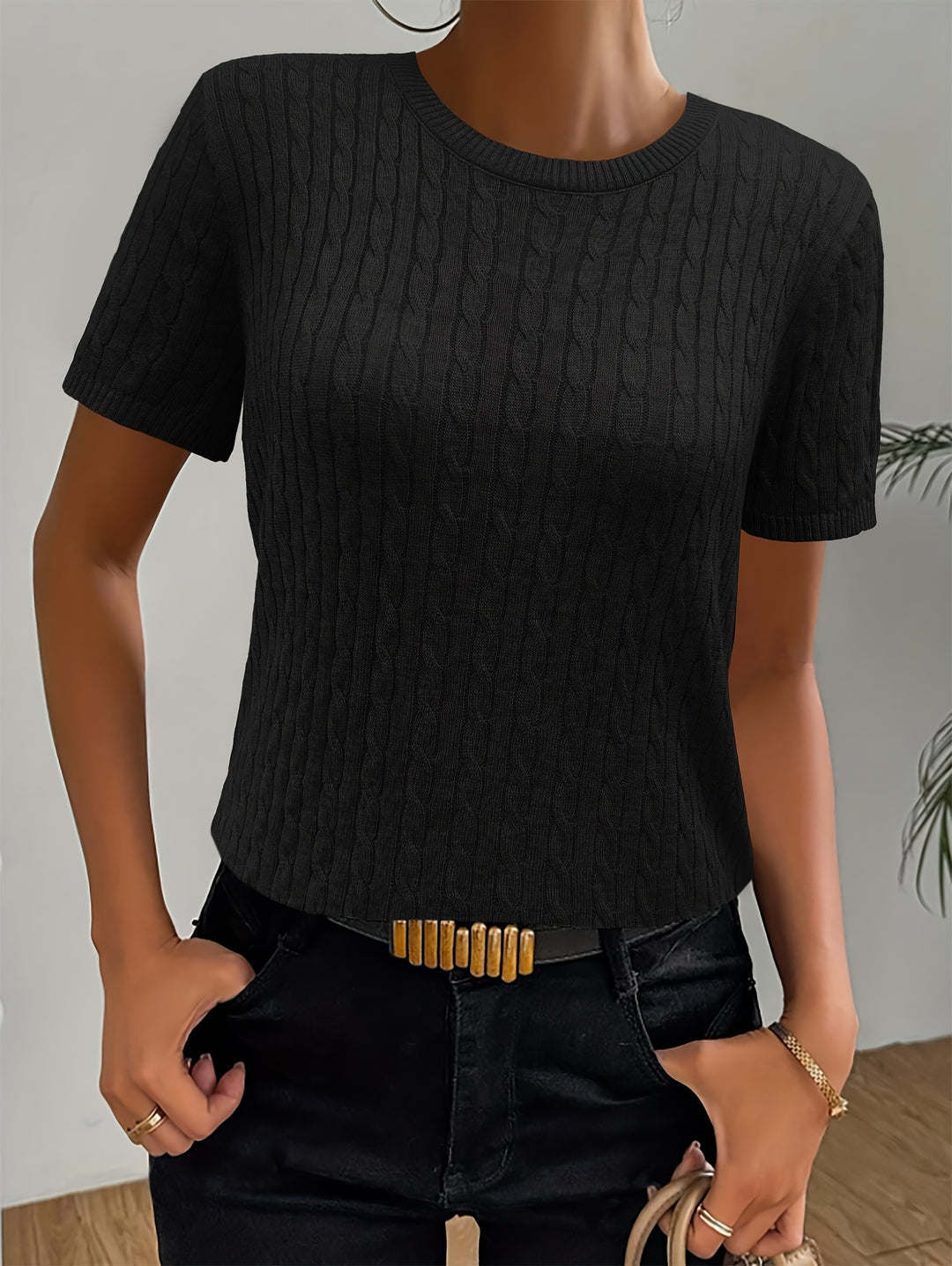Elaine | Textured Round-Neck Short-Sleeve Top