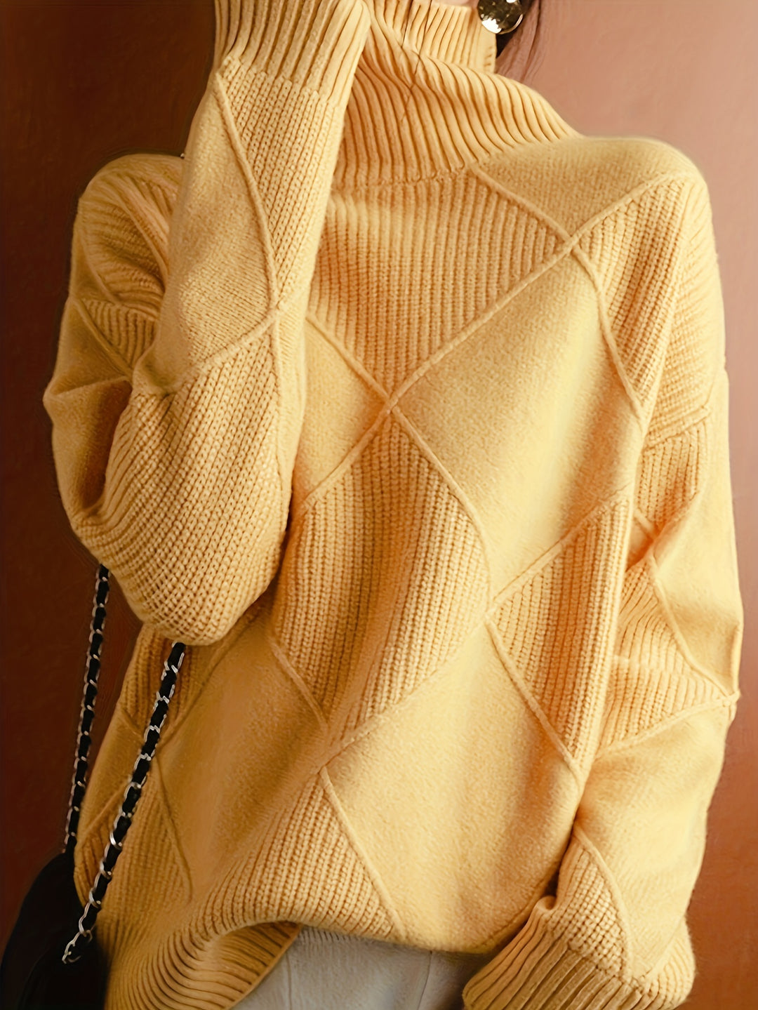Maren | Textured Turtleneck Sweater