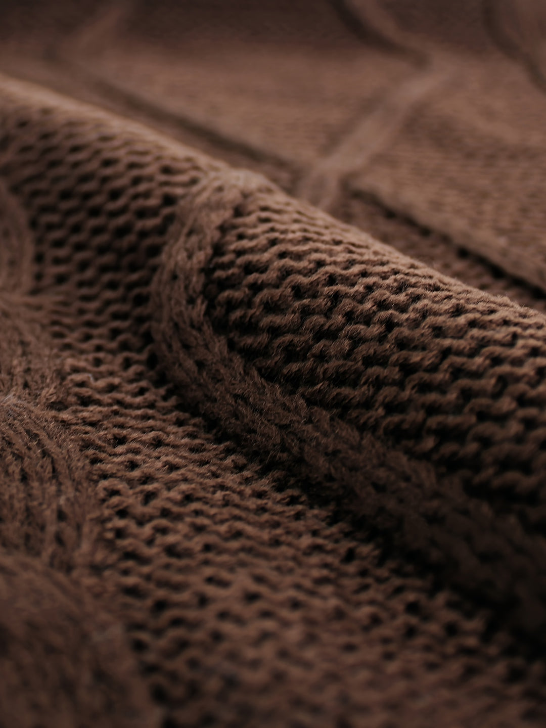 Genevieve | Cable-Knit V-Neck Sweater Vest