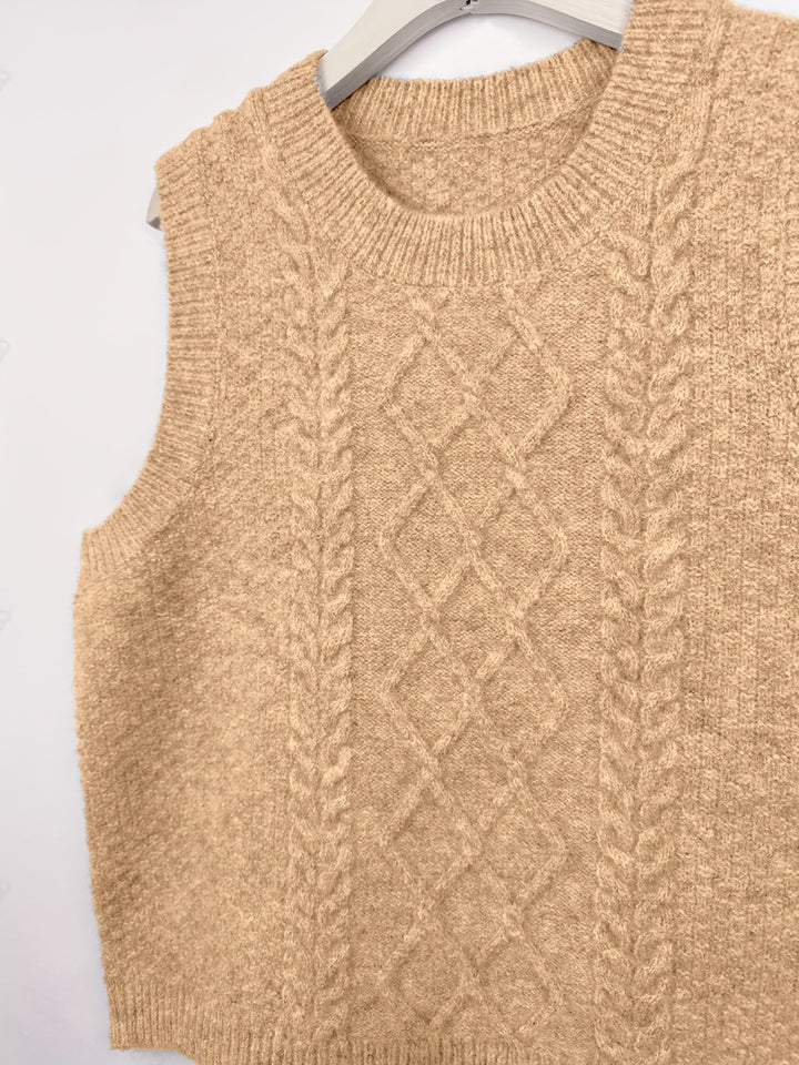 Elaine | Cable-Knit Sleeveless Sweater Vest