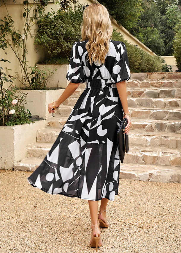 Estella | Floral Flattering Midi Dress