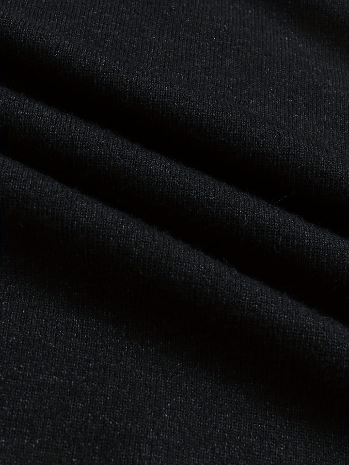 Everard | Refined High-Neck Sweater