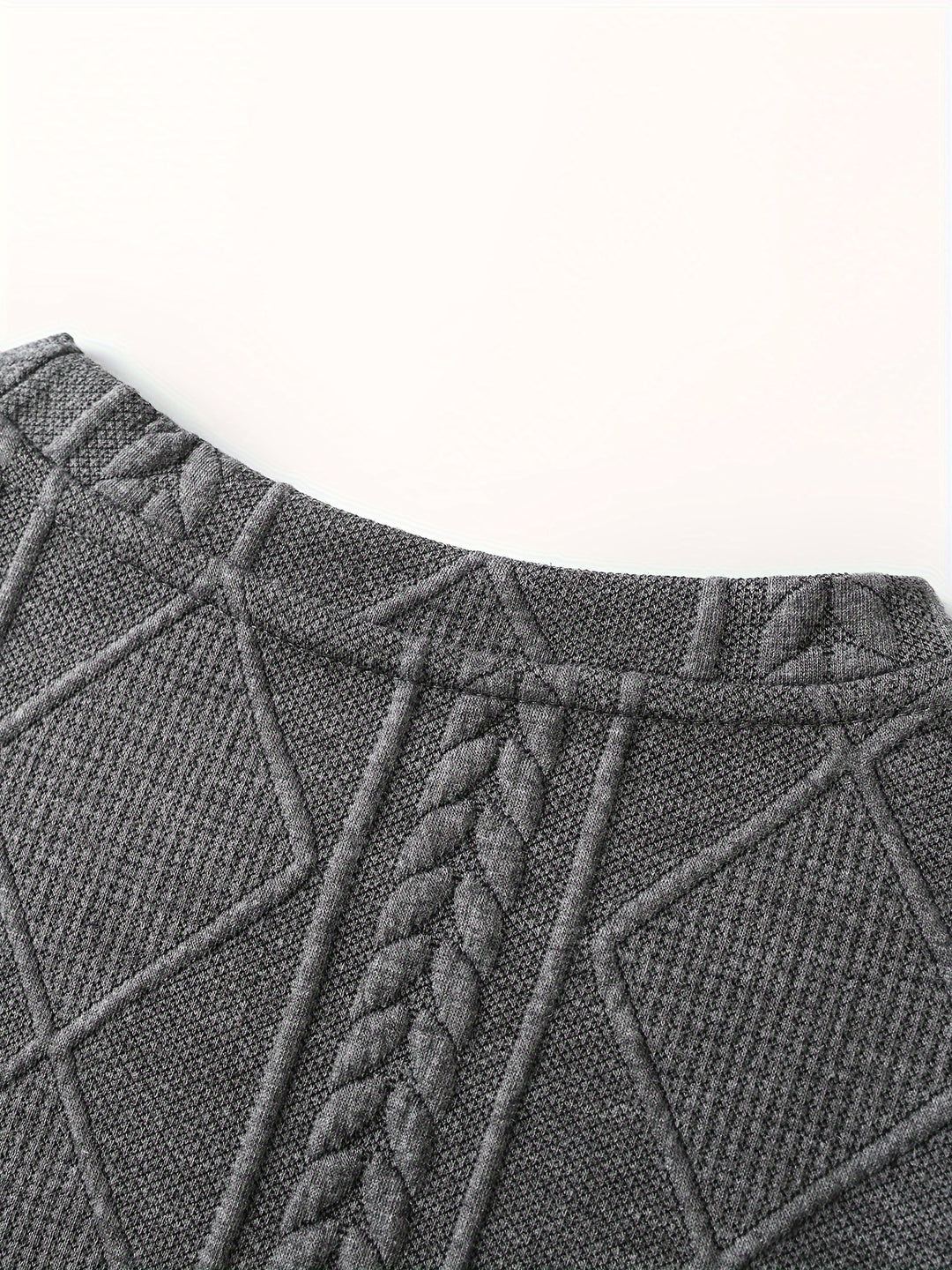 Bryce | Textured Round Neck Long Sleeve Top