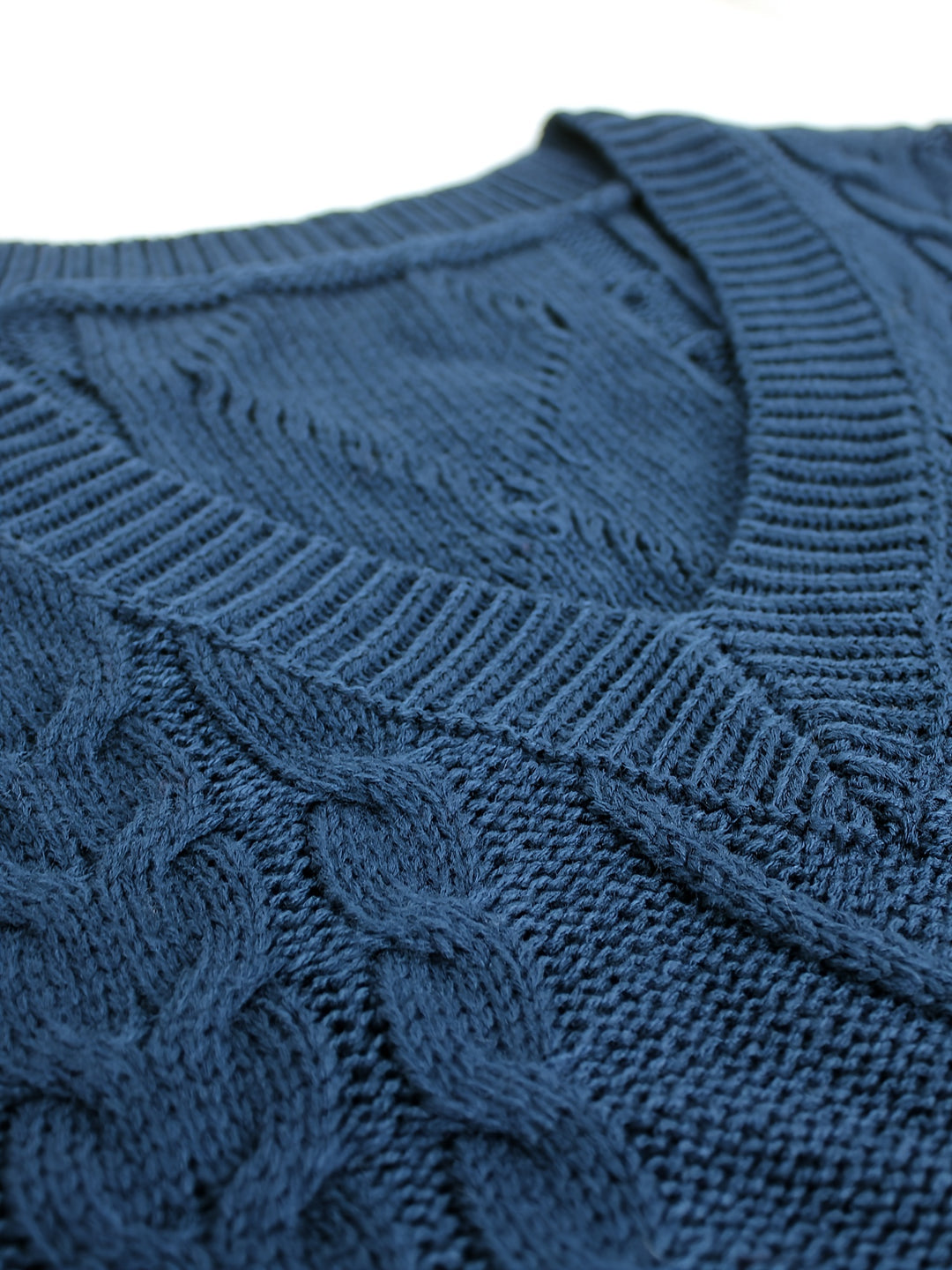Genevieve | Cable-Knit V-Neck Sweater Vest