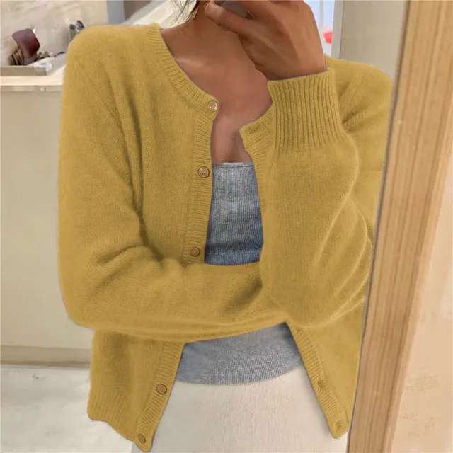Astrid | Round-Neck Button Cardigan