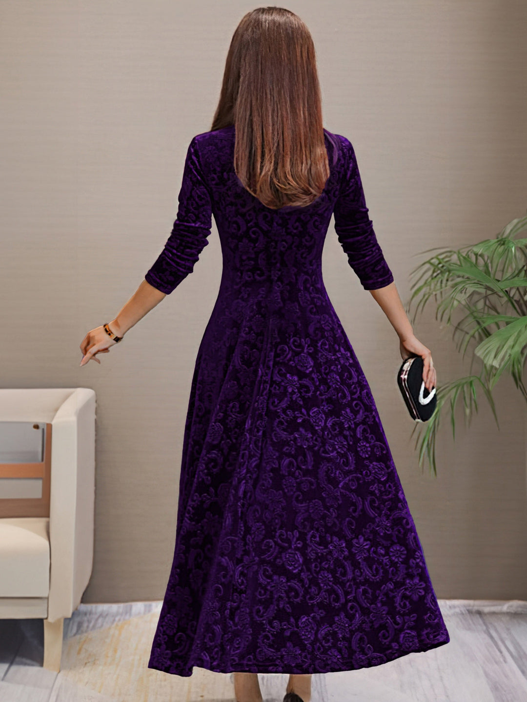 Avery | Elegant V-Neck Maxi Dress