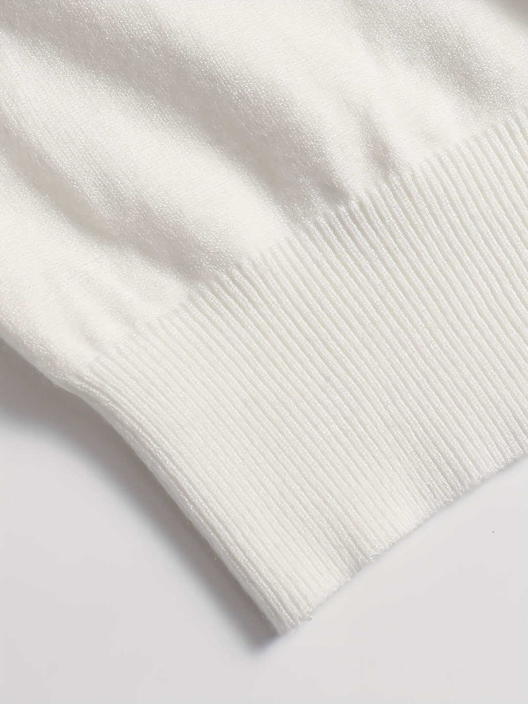 Everard | Refined High-Neck Sweater