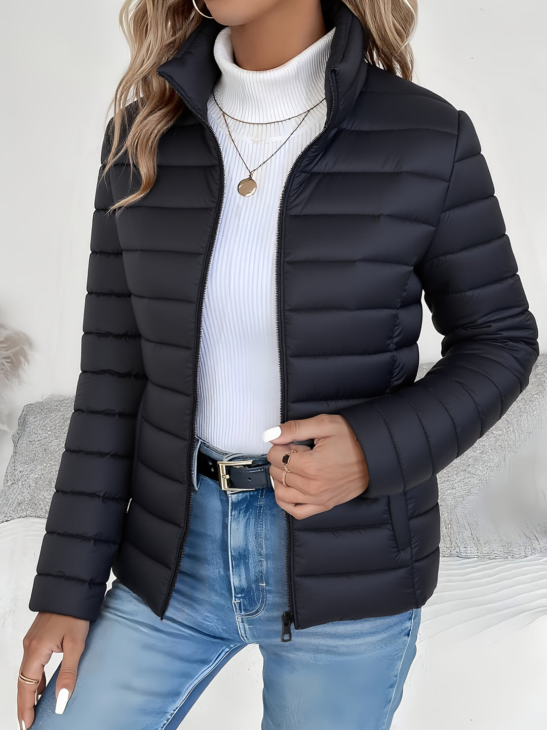 Isla | Slim-Fit Lightweight Padded Jacket