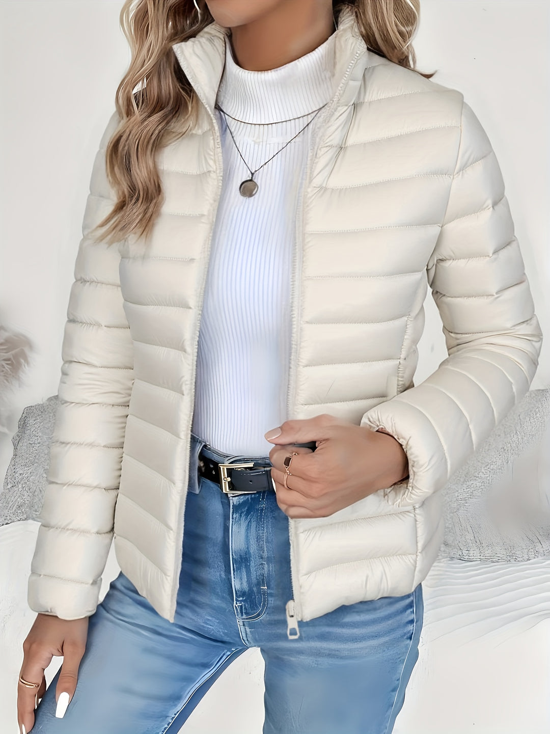 Isla | Slim-Fit Lightweight Padded Jacket