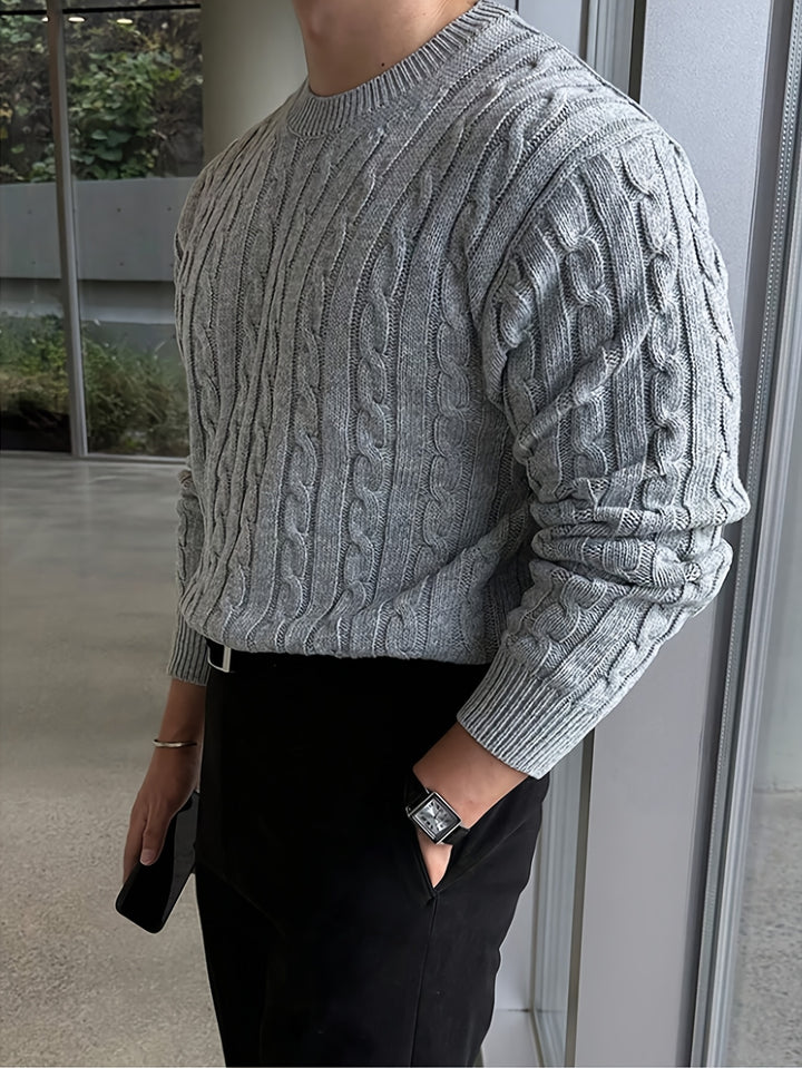 Rupert | Cable-Knit Round Neck Sweater