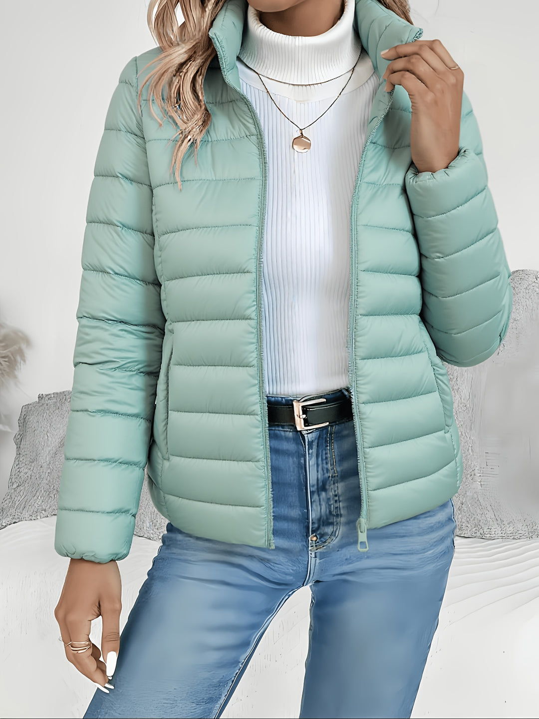 Isla | Slim-Fit Lightweight Padded Jacket