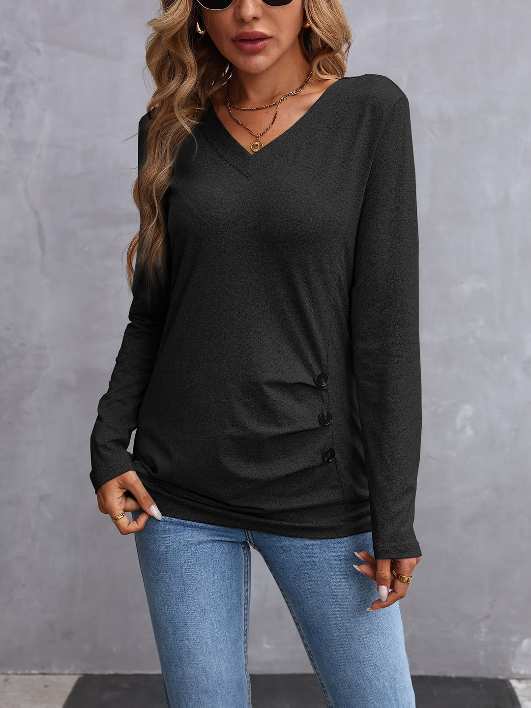 Joanna | Effortless V-Neck Long Sleeve Top