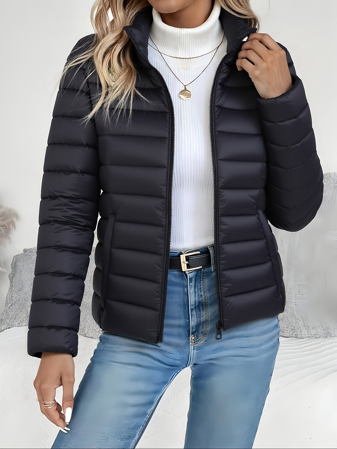 Isla | Slim-Fit Lightweight Padded Jacket
