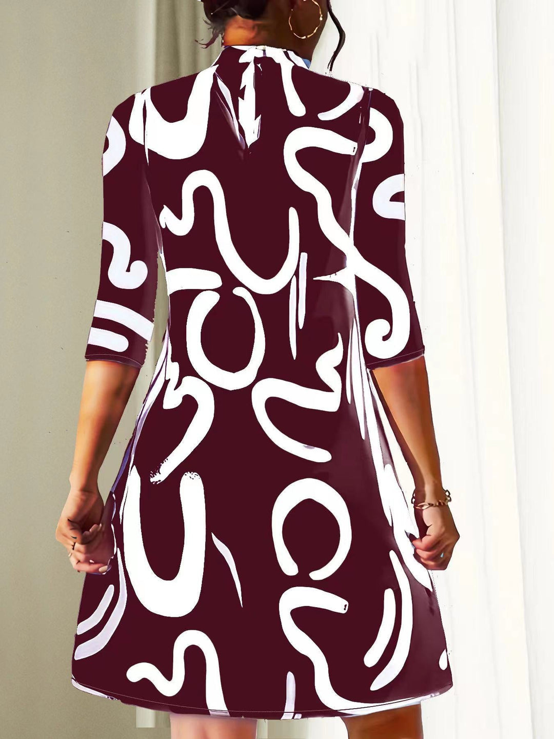 Jessica | Elegant Round Neck Midi Dress