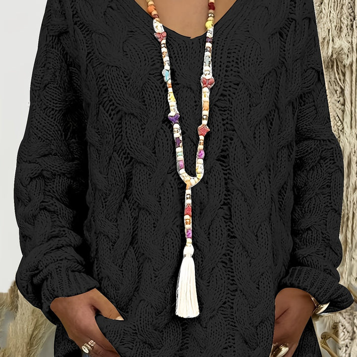 Delphi | Relaxed Cable-Knit V-Neck Sweater