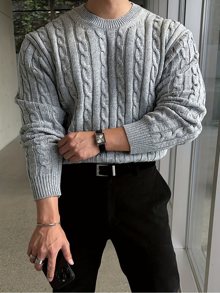 Rupert | Cable-Knit Round Neck Sweater
