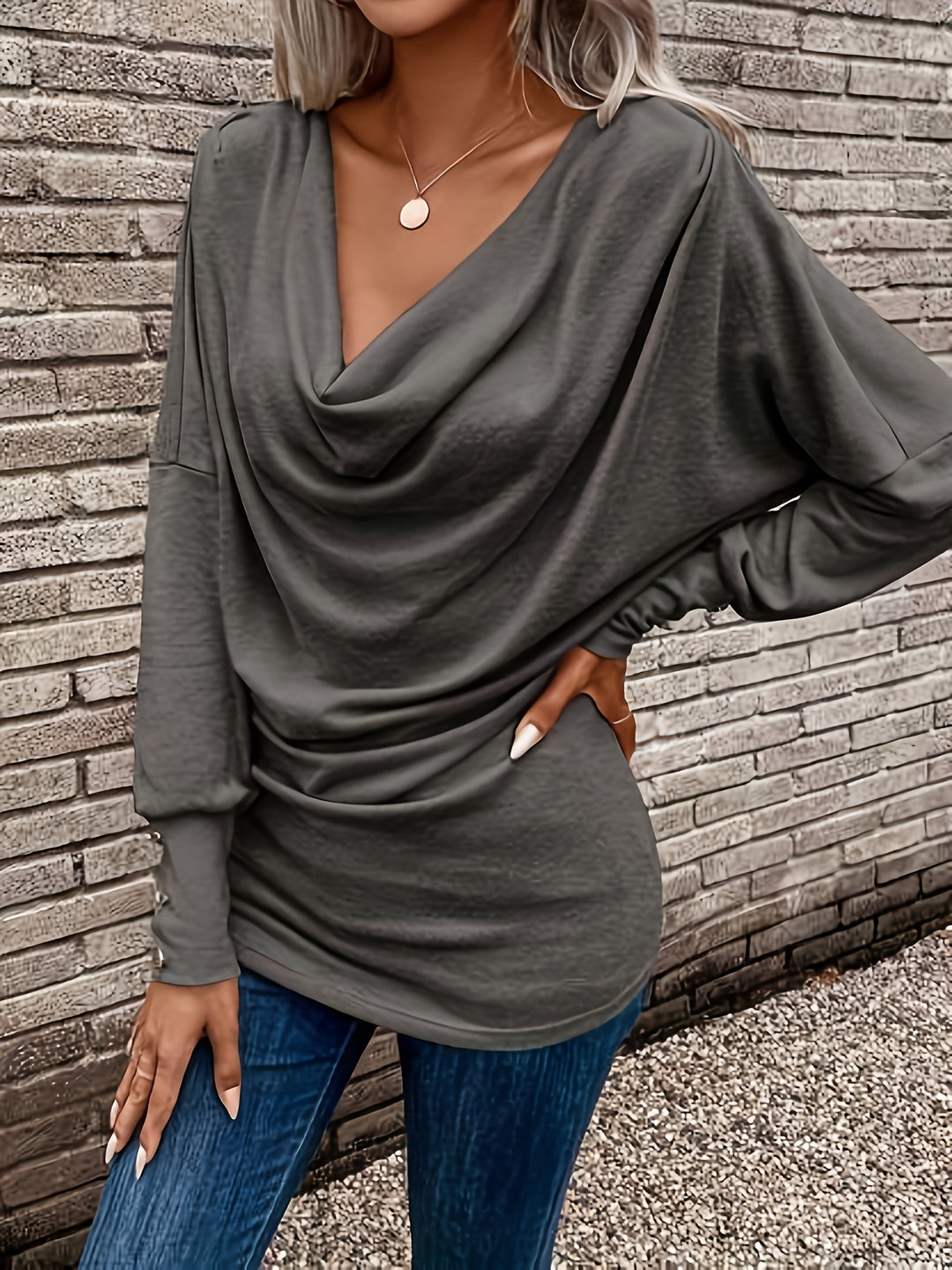 Penelope | Relaxed Everyday Long Sleeve Top