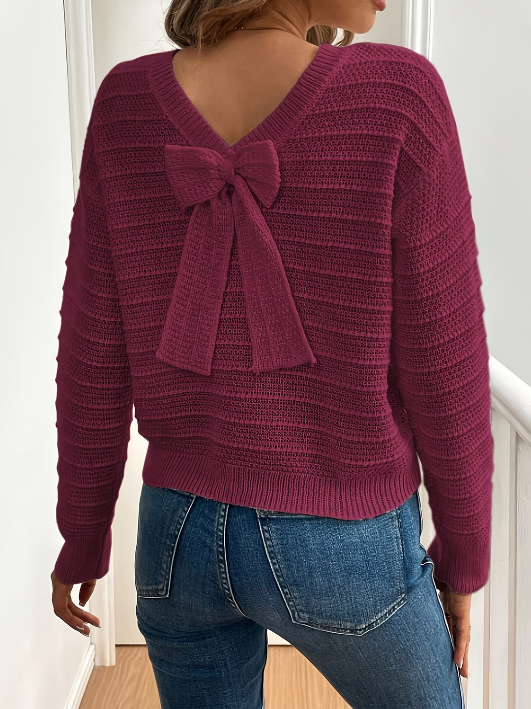 Annika | Bow-Detail V-Neck Sweater