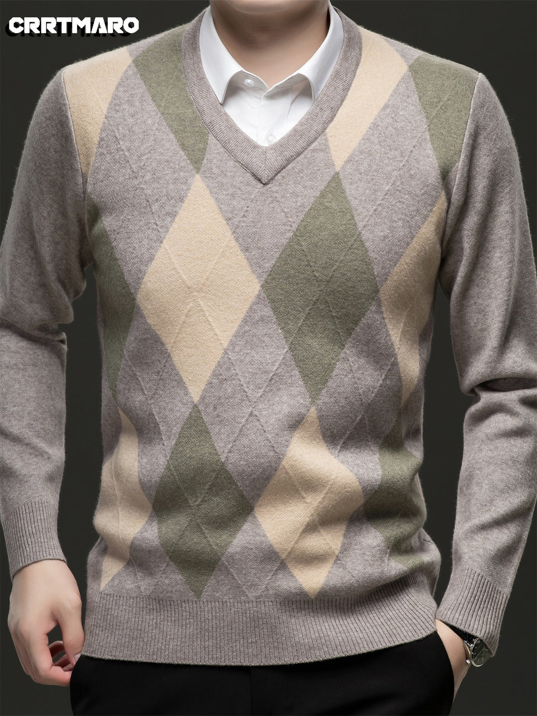 Corbin | Diamond-Pattern V-Neck Sweater
