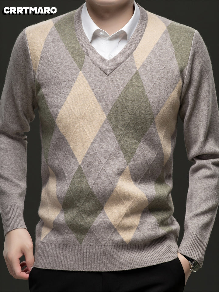 Corbin | Diamond-Pattern V-Neck Sweater