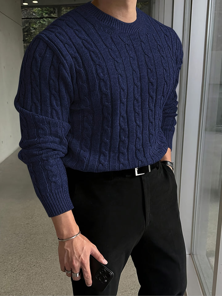 Rupert | Cable-Knit Round Neck Sweater