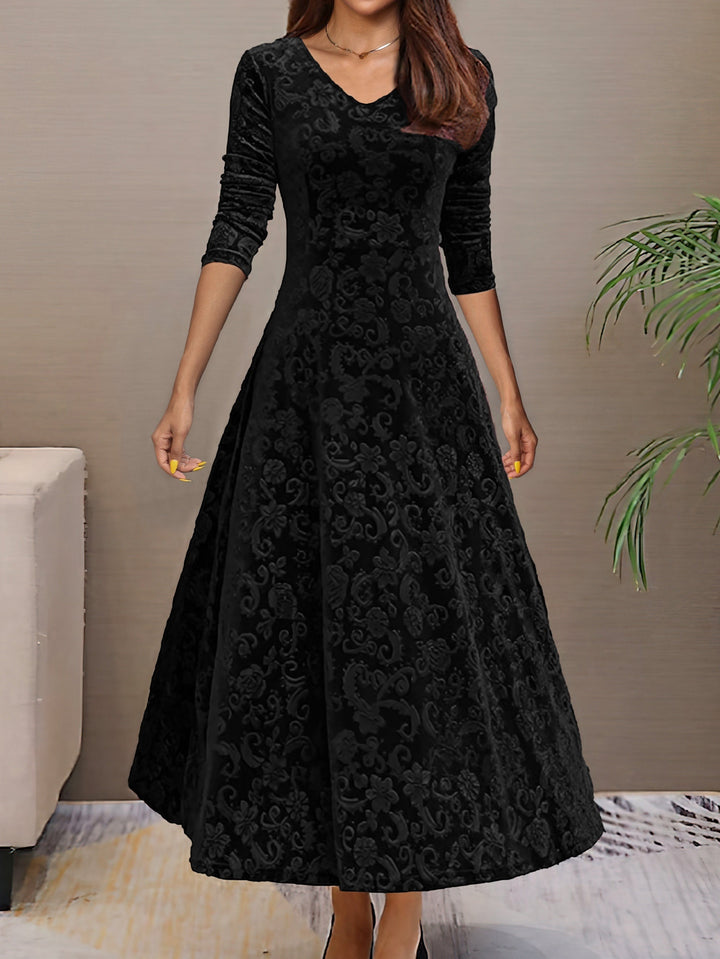 Avery | Elegant V-Neck Maxi Dress