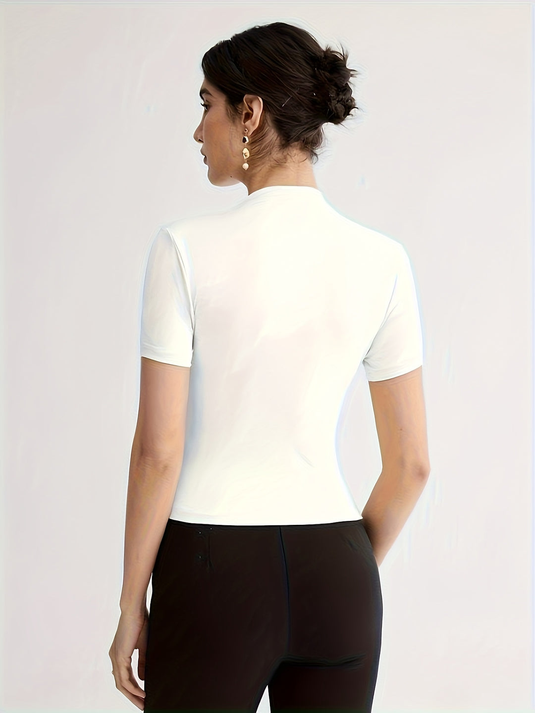 Larissa | Refined Mock-Neck Top