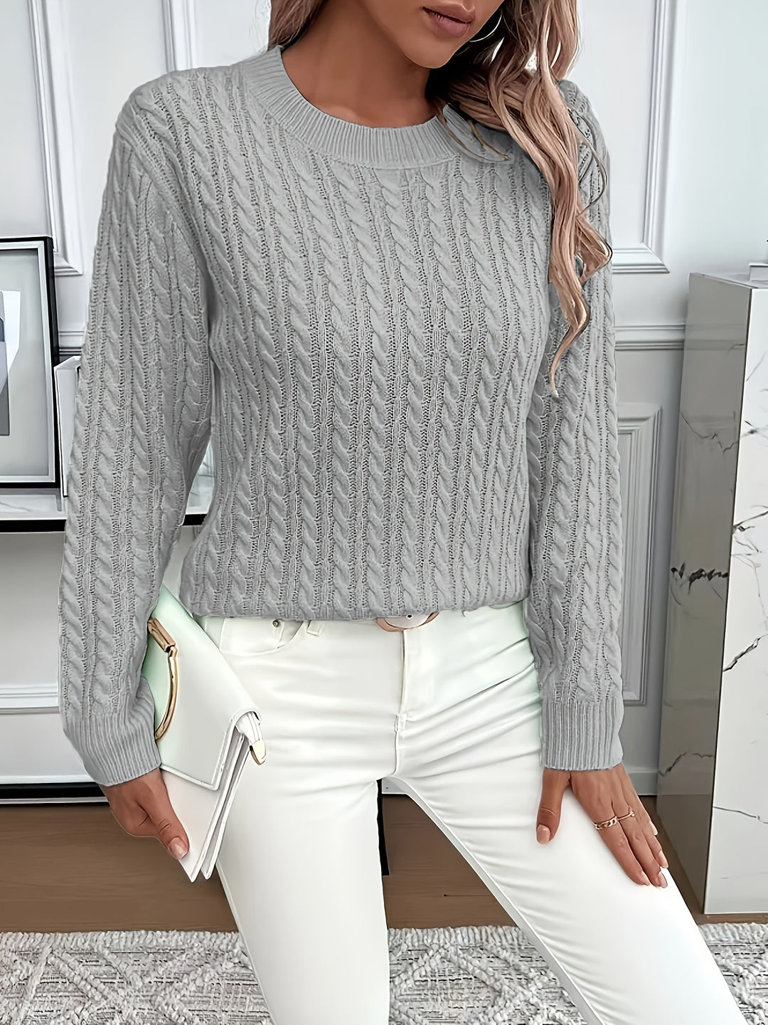 Elspeth | Cable-Knit Round Neck Sweater