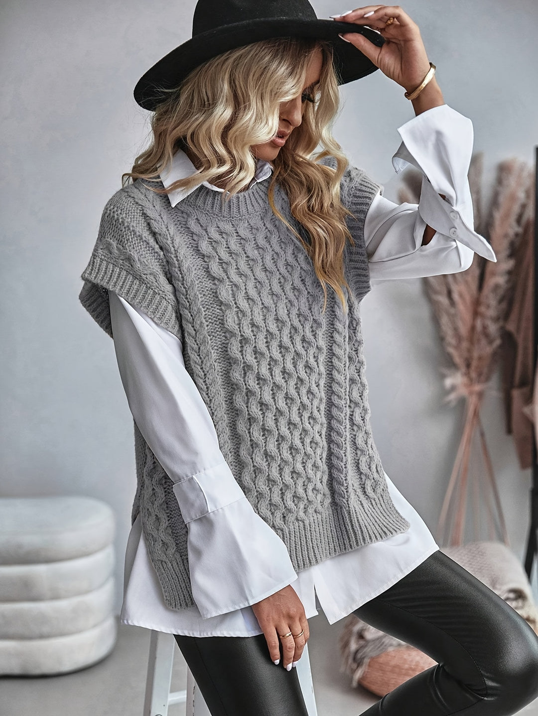 Sabine | Cable-Knit Sleeveless Vest
