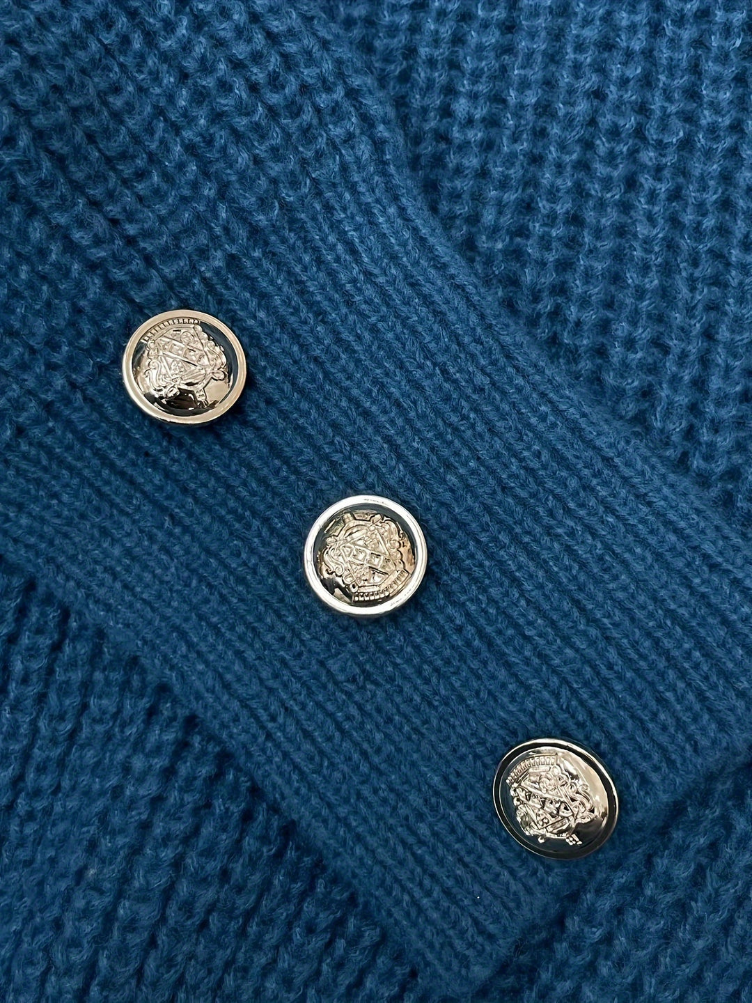 Bethany | Relaxed Button-Detail Sweater