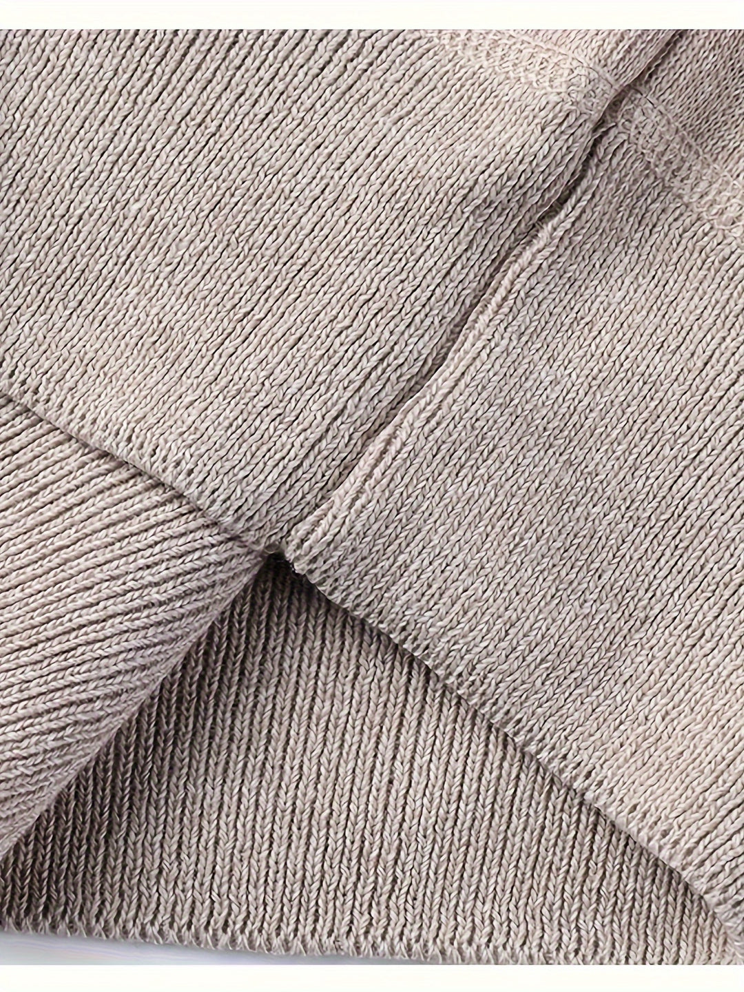 Edwin | Cozy High-Neck Pullover Sweater
