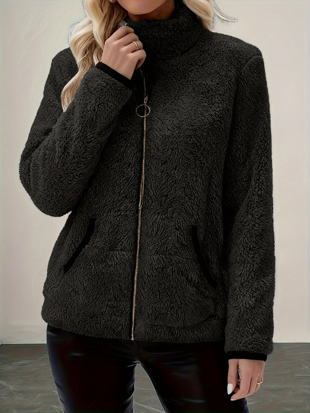 Greta | Cozy Contrast Zip Jacket