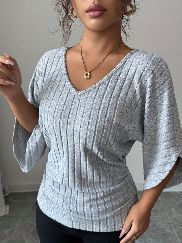 Priscilla | Relaxed V-Neck Top