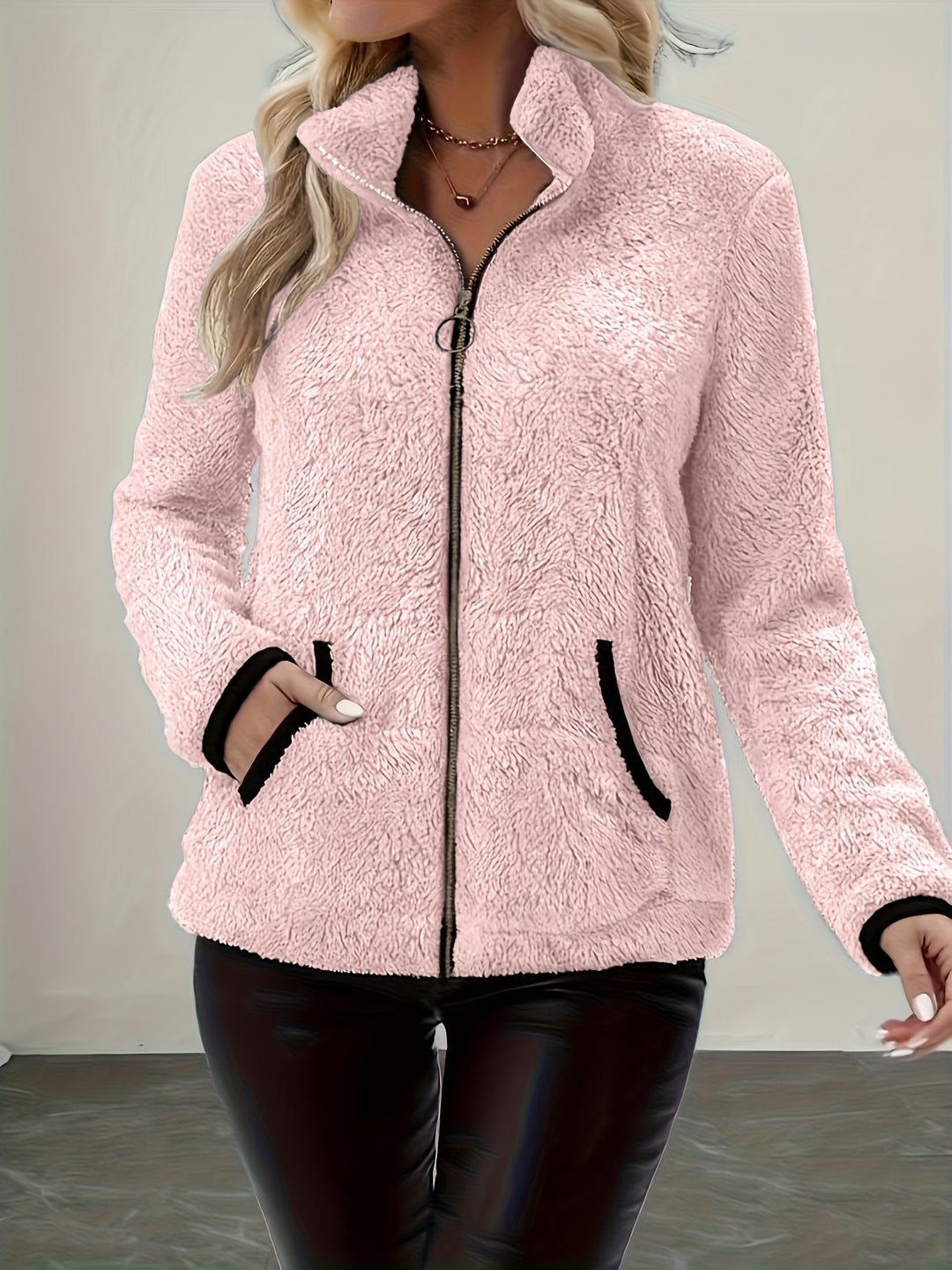Greta | Cozy Contrast Zip Jacket