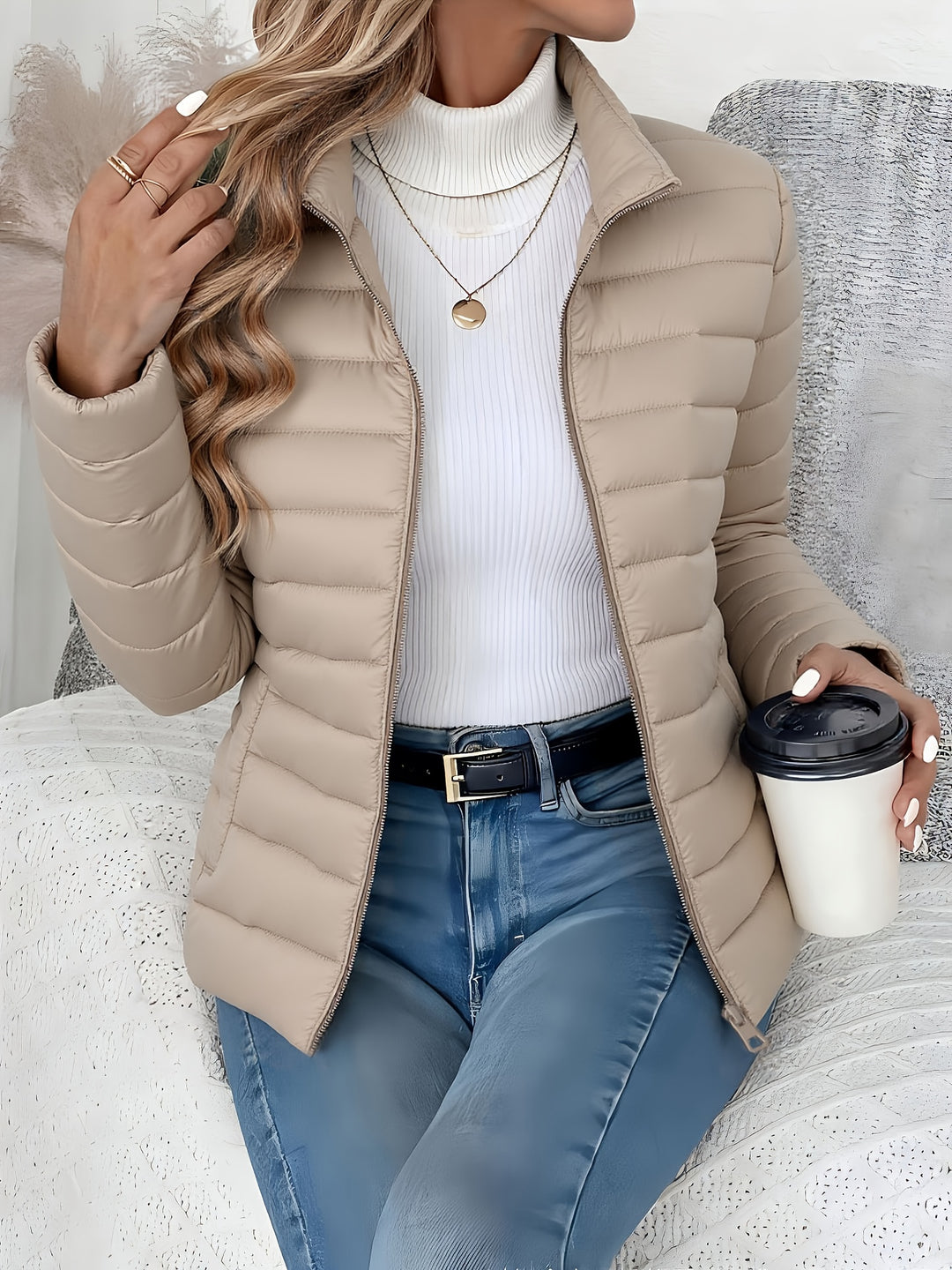 Isla | Slim-Fit Lightweight Padded Jacket