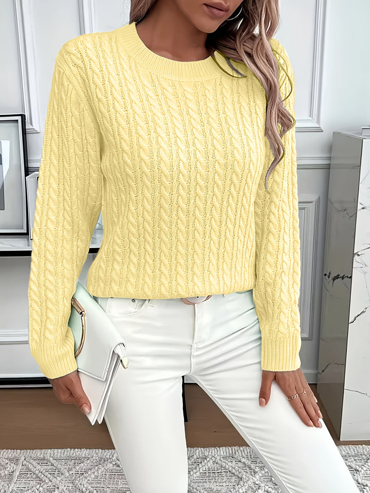 Elspeth | Cable-Knit Round Neck Sweater