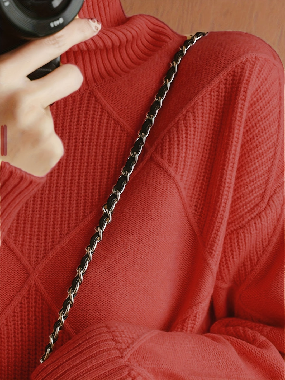 Maren | Textured Turtleneck Sweater
