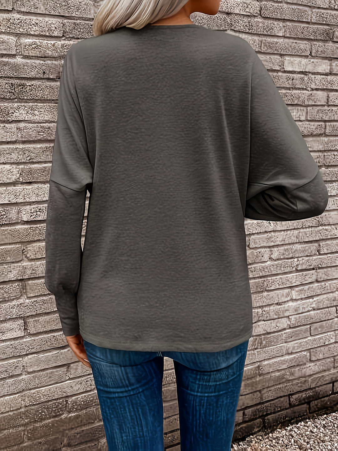 Penelope | Relaxed Everyday Long Sleeve Top